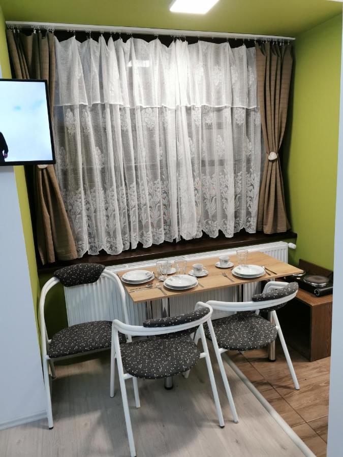 Ambient Deluxe Apartman Дьюла Екстер'єр фото